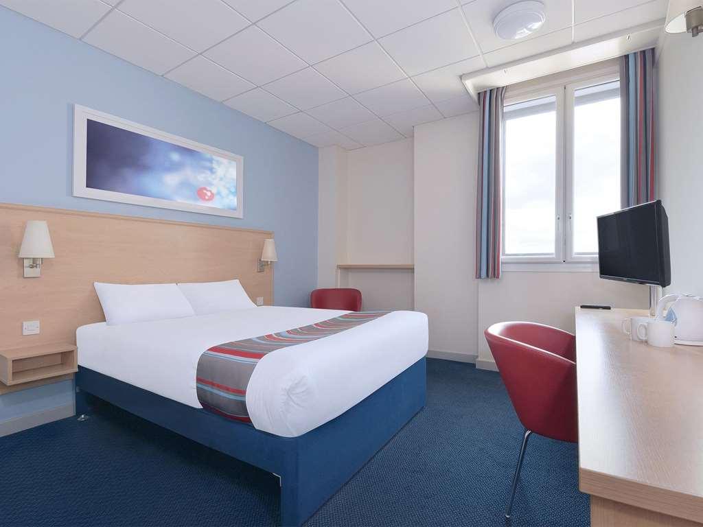 Travelodge Stirling M80 Cambusbarron Chambre photo